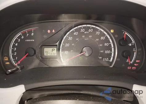 2012 Toyota Sienna Base 7 Passenger z USA, uszkodzony, nr VIN 5TDKA3DC1CS015992